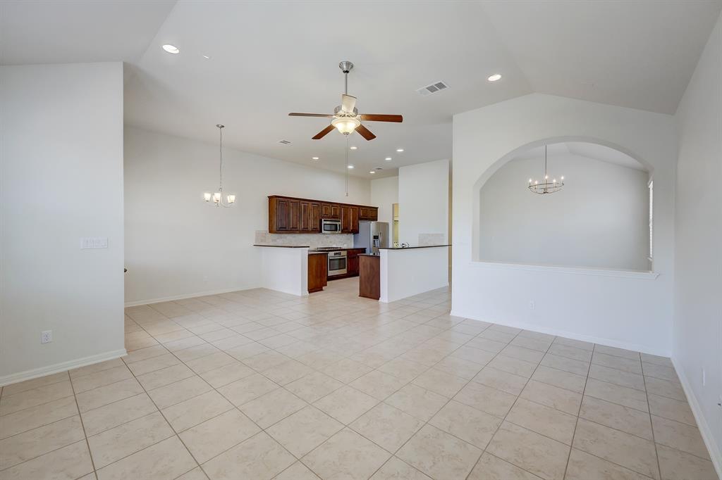 2148 Granite Hill Dr Property Photo 6