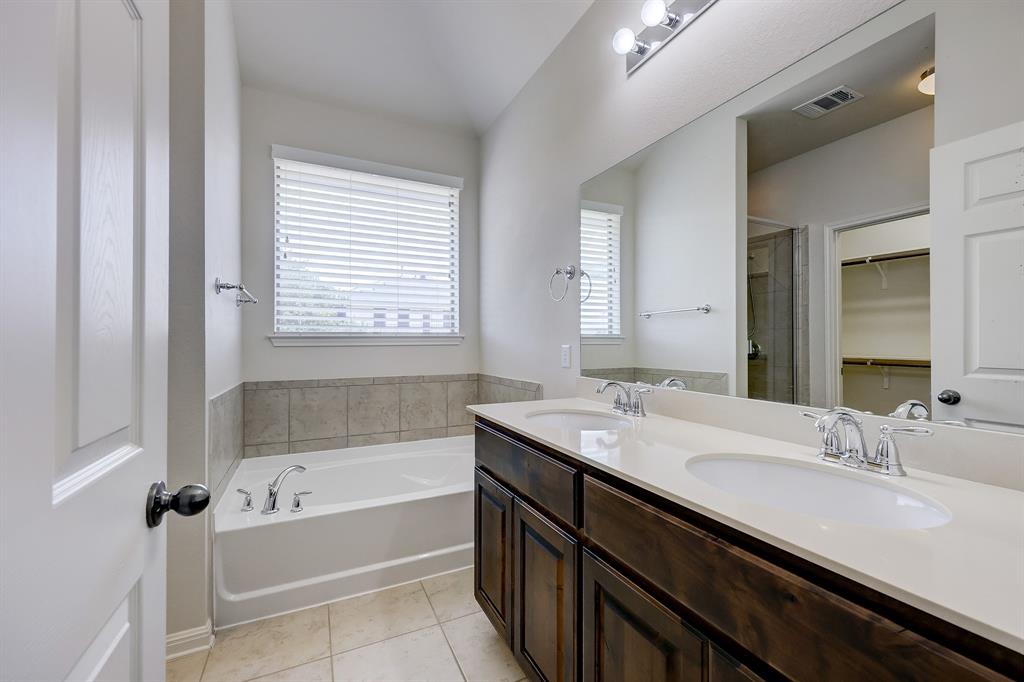 2148 Granite Hill Dr Property Photo 11