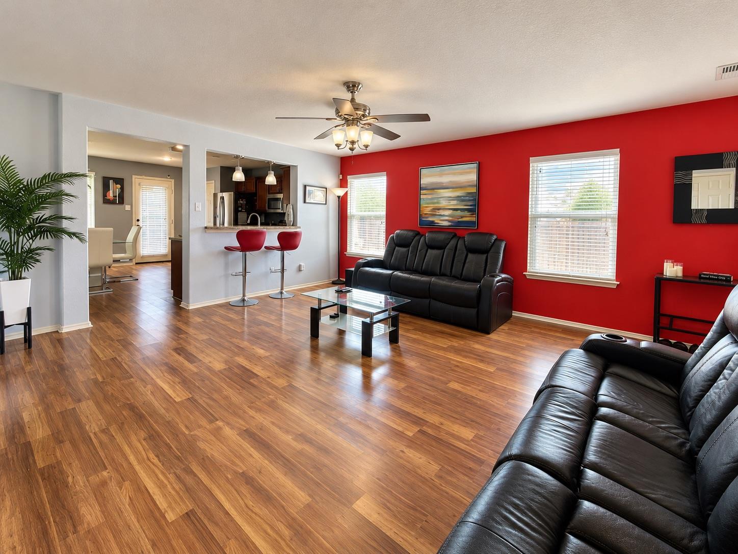 13301 Forest Sage St Property Photo 4