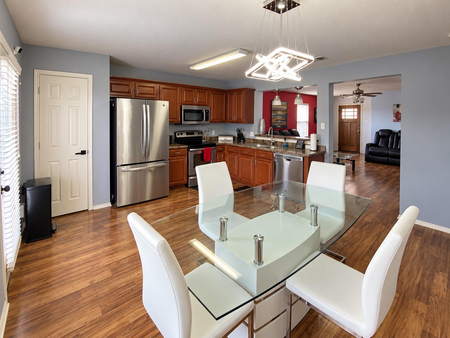 13301 Forest Sage St Property Photo 5
