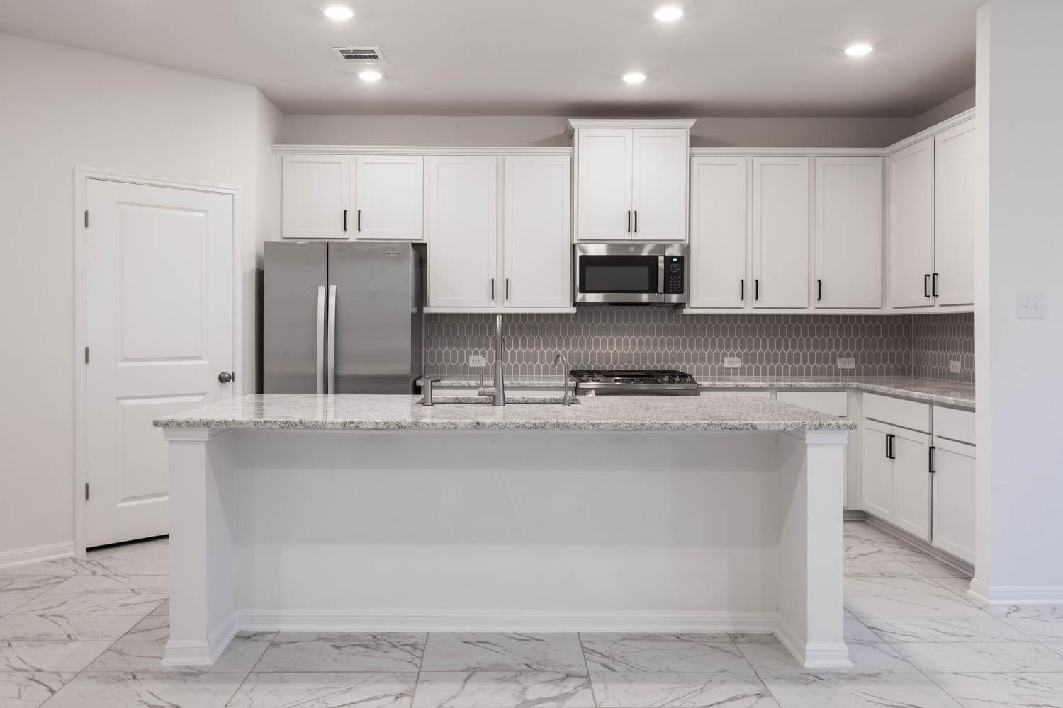 309 Barton Oak Trl Property Photo 4