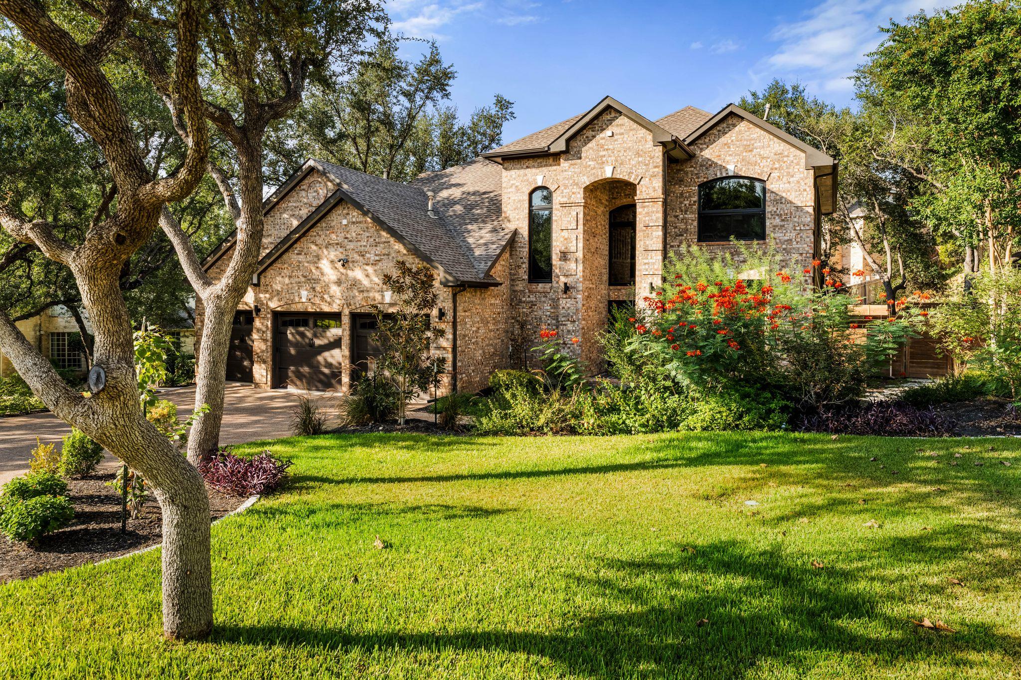 12104 Estrada Ct Property Photo 1
