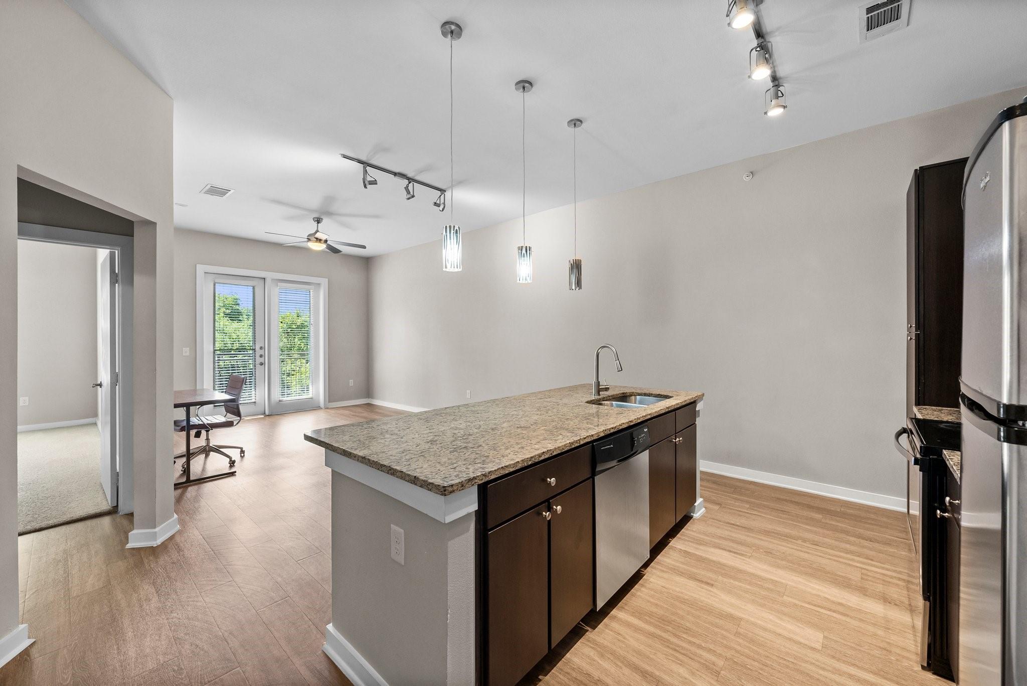 1900 Barton Springs Rd 2046 Property Photo 3