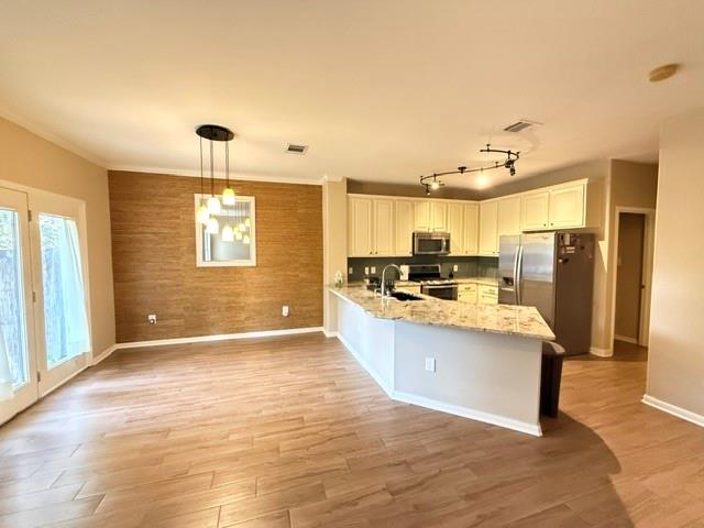 3300 Forest Creek Dr #27 Property Photo 5