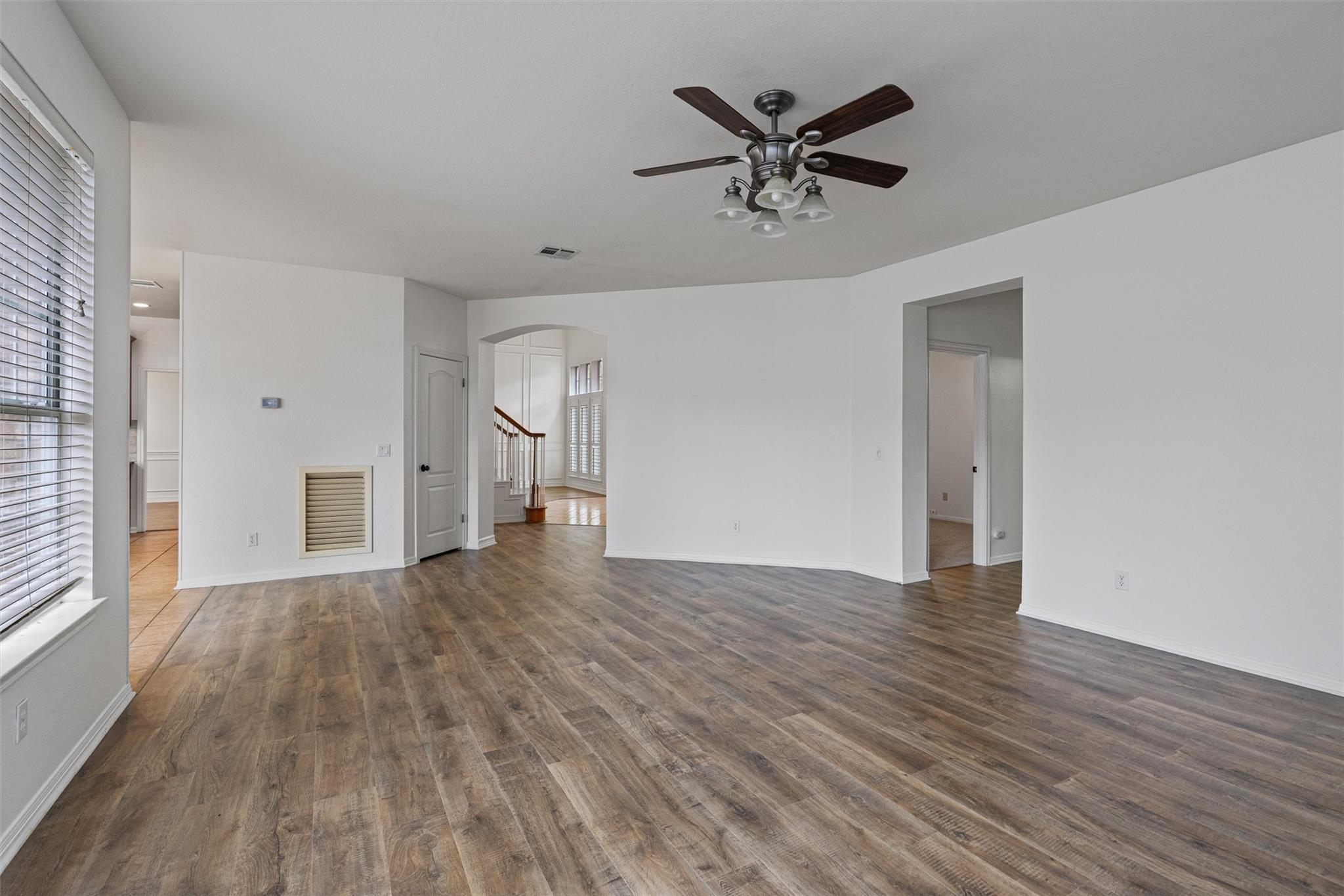 9926 Barbrook Dr Property Photo 10