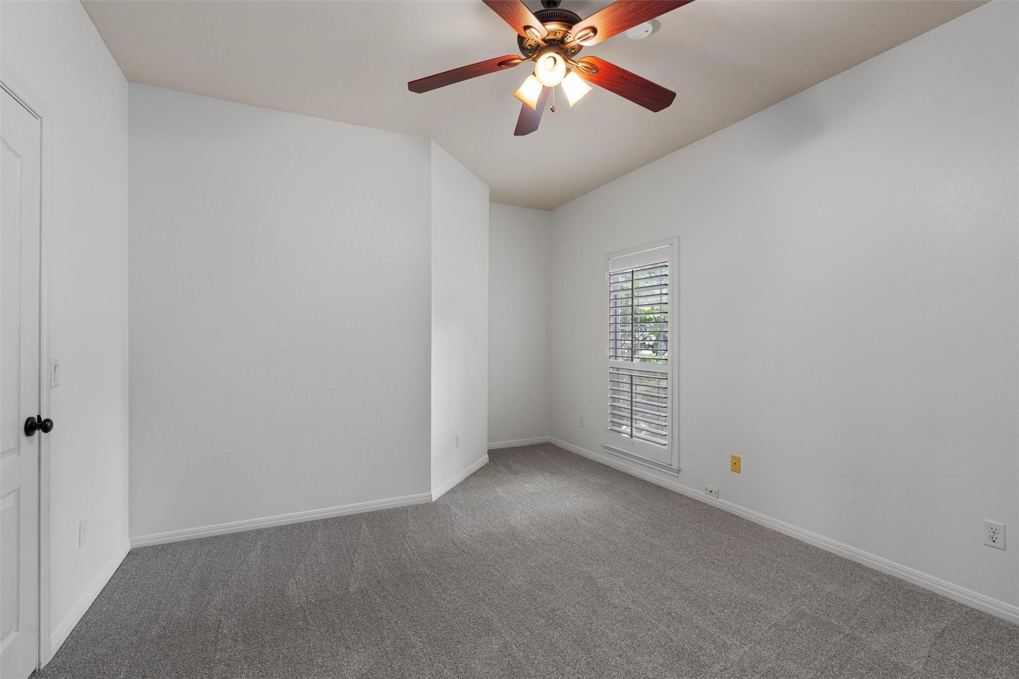 9926 Barbrook Dr Property Photo 15