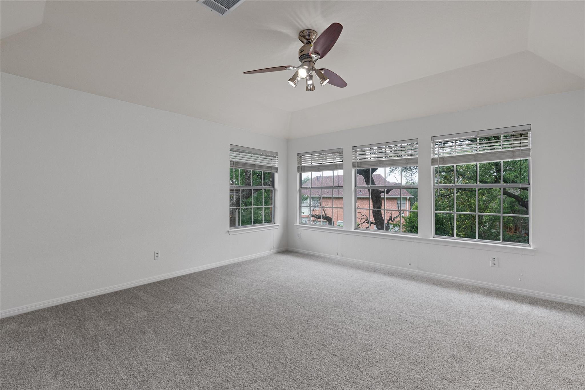 9926 Barbrook Dr Property Photo 20