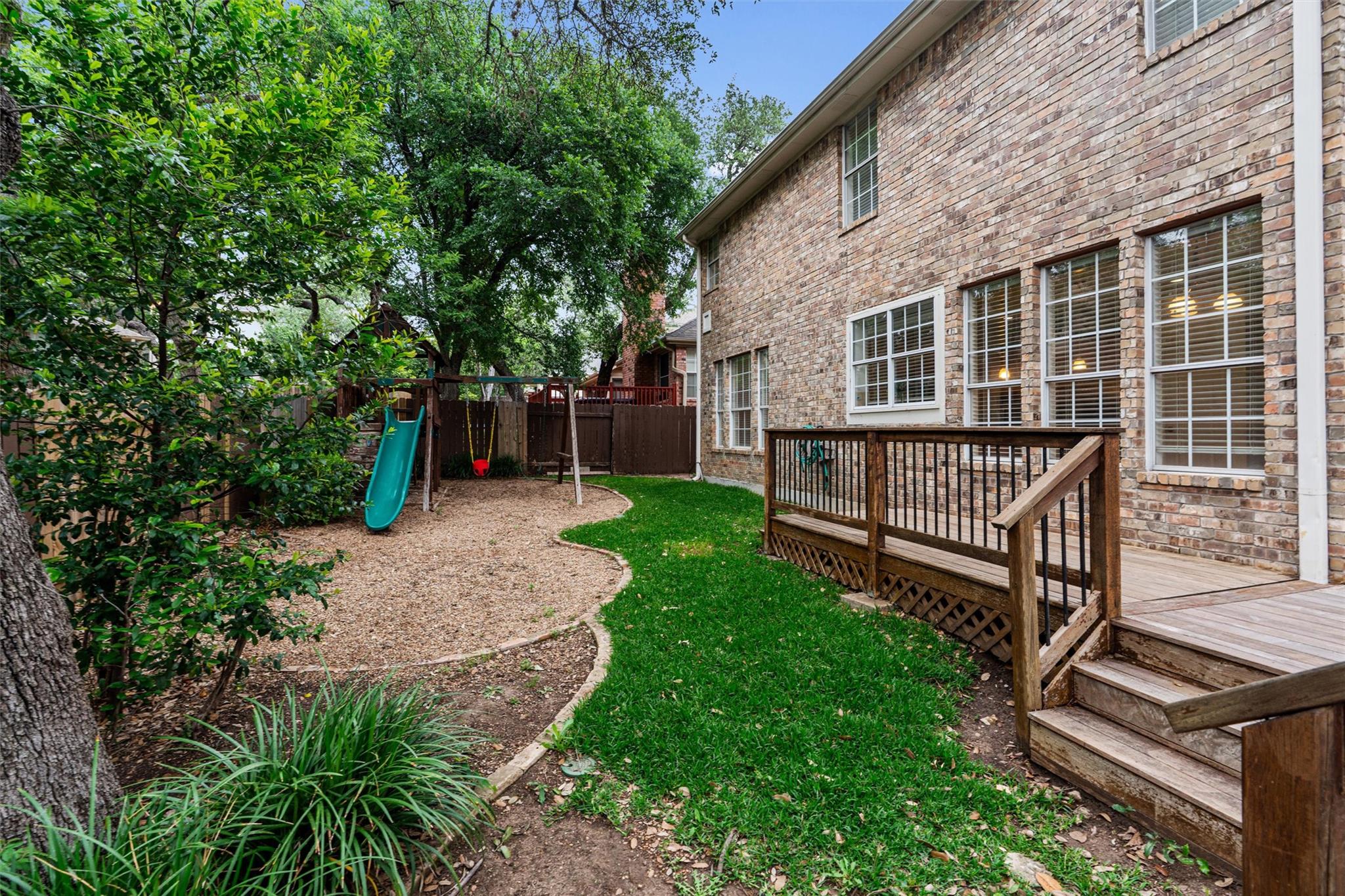 9926 Barbrook Dr Property Photo 35