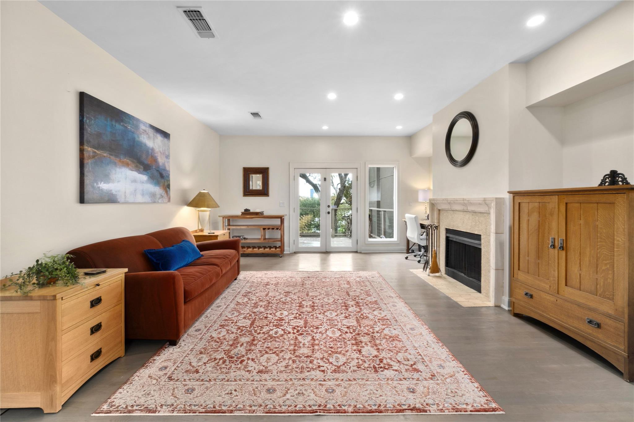 1201 Castle Hill St #105 Property Photo 2