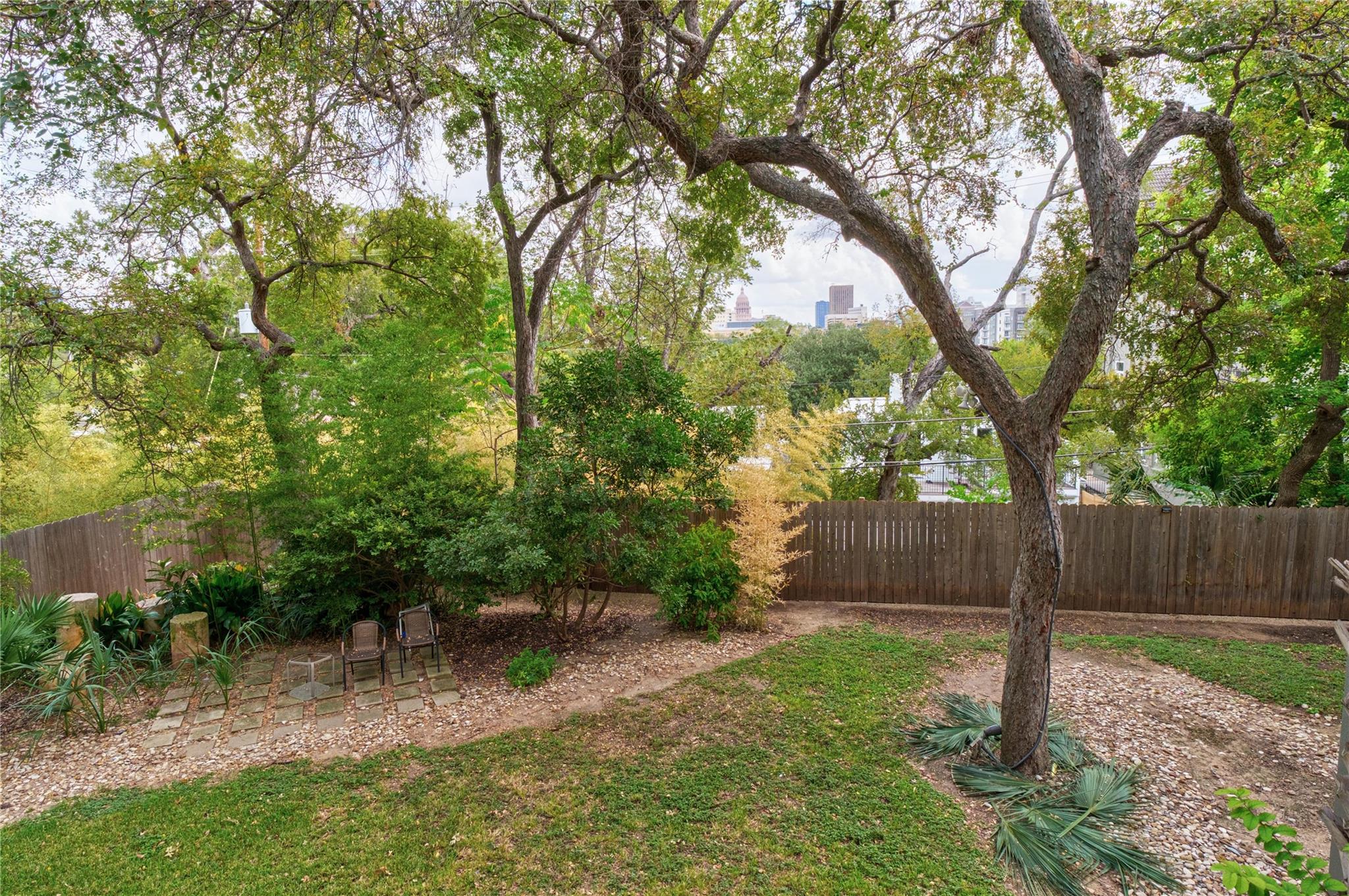 1201 Castle Hill St #105 Property Photo 18