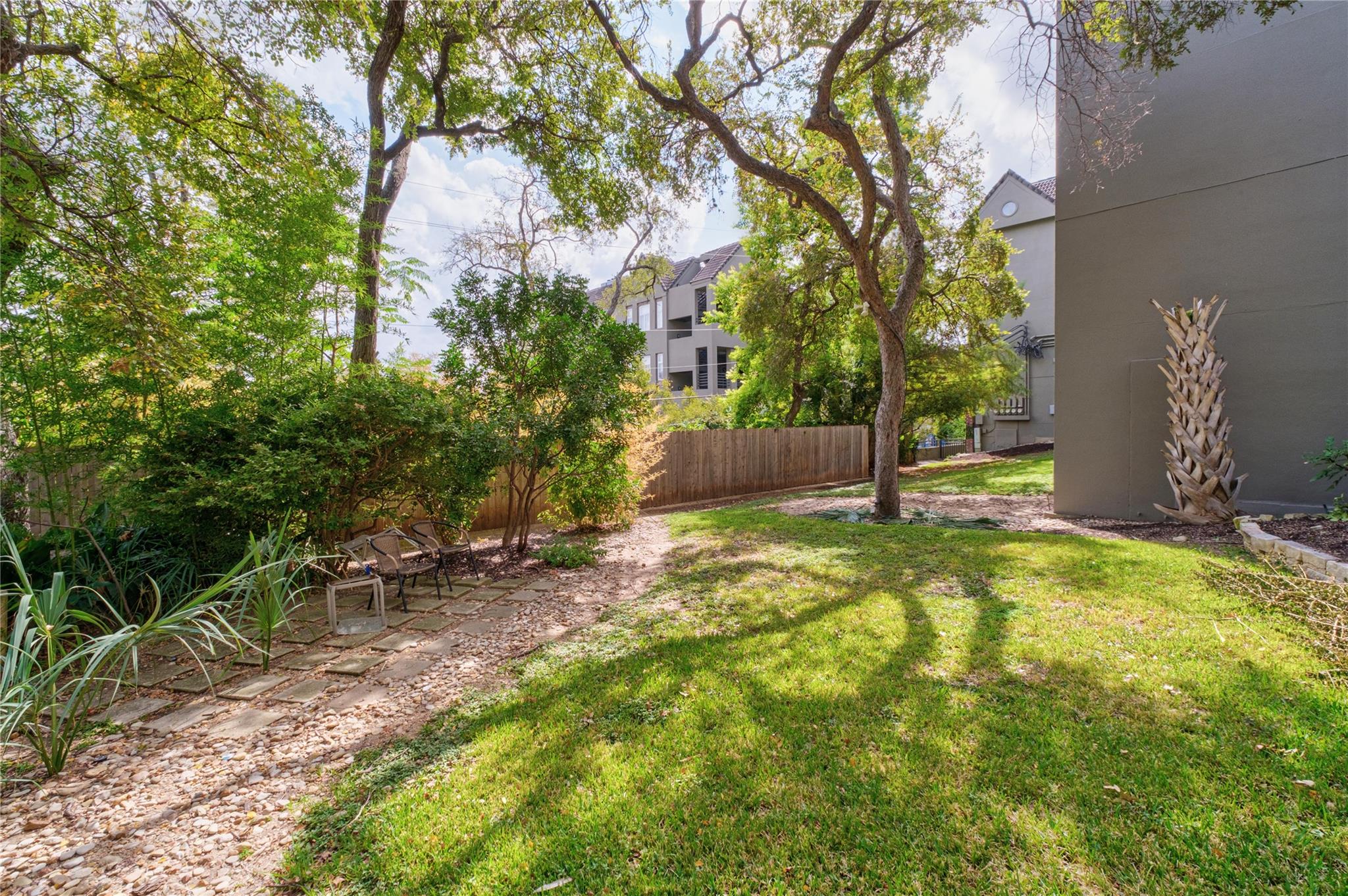 1201 Castle Hill St #105 Property Photo 21