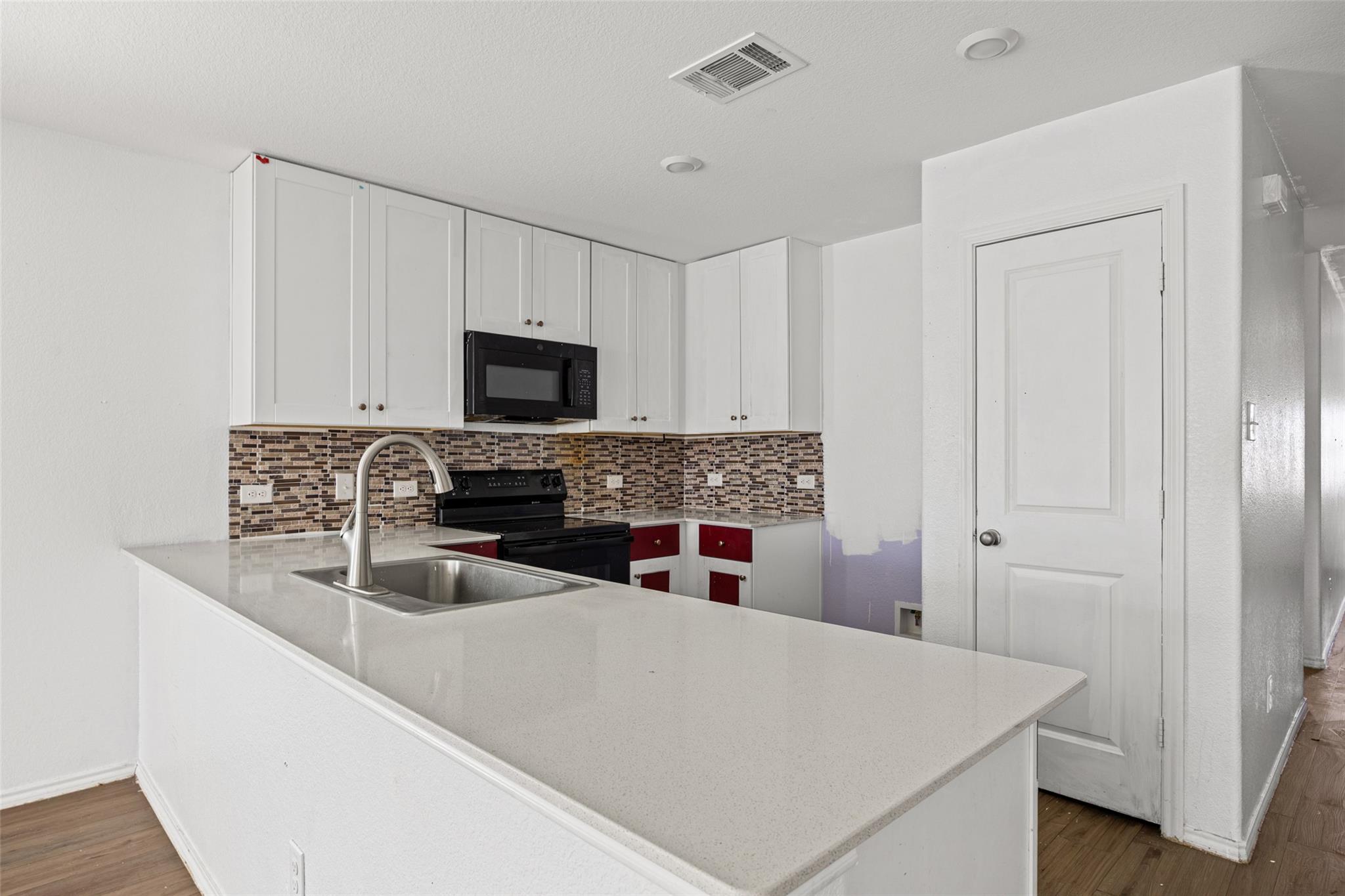 216 Hellcats Way Property Photo 4