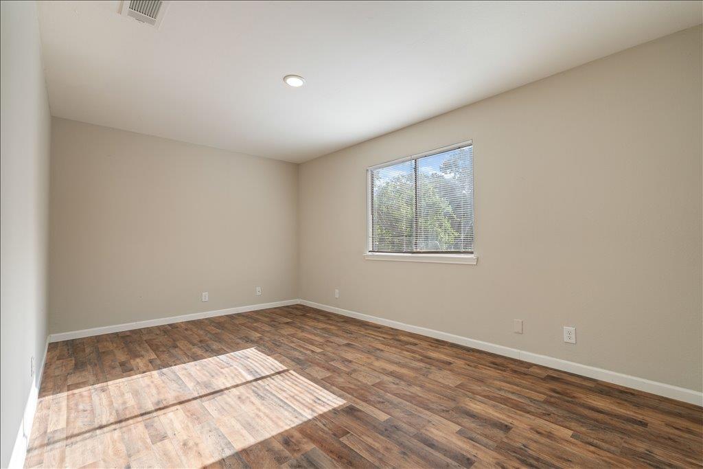 9209 Kempler Dr #a Property Photo 11