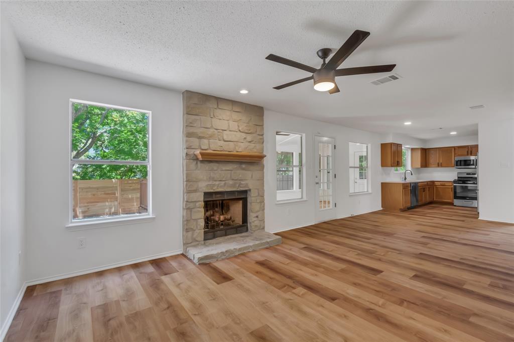 8800 Dandelion Trl Property Photo 11