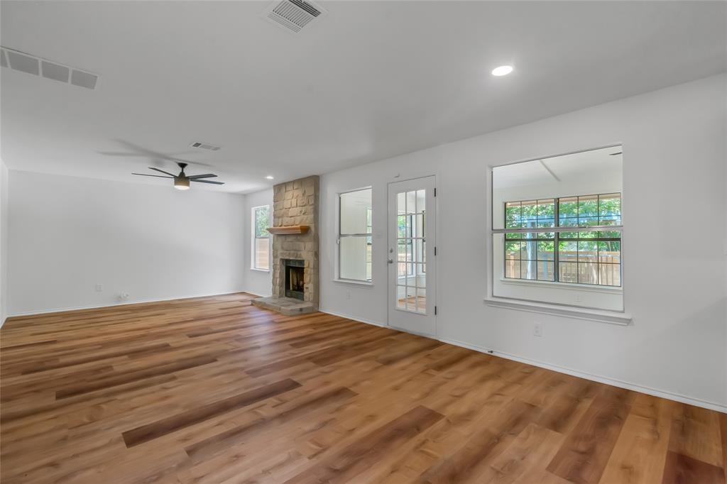 8800 Dandelion Trl Property Photo 13