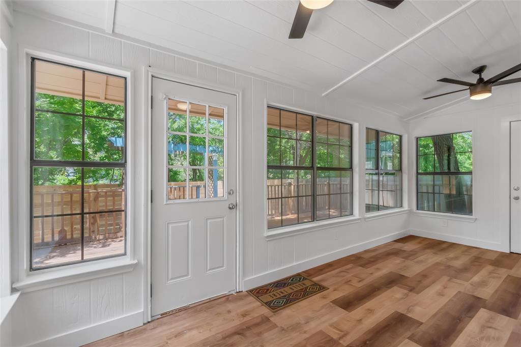 8800 Dandelion Trl Property Photo 14