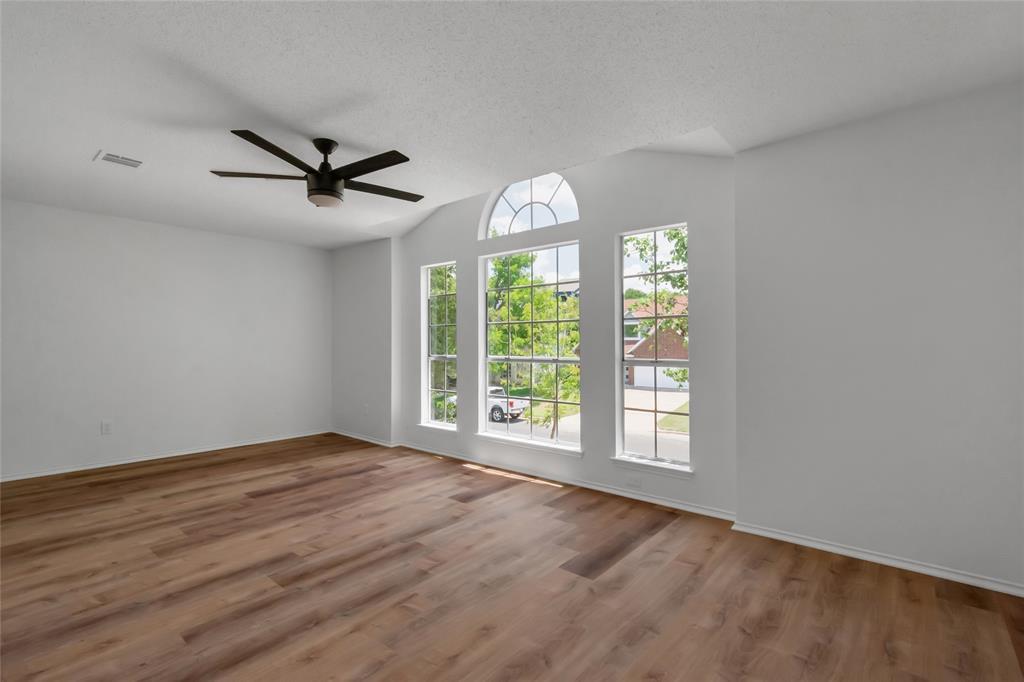 8800 Dandelion Trl Property Photo 18