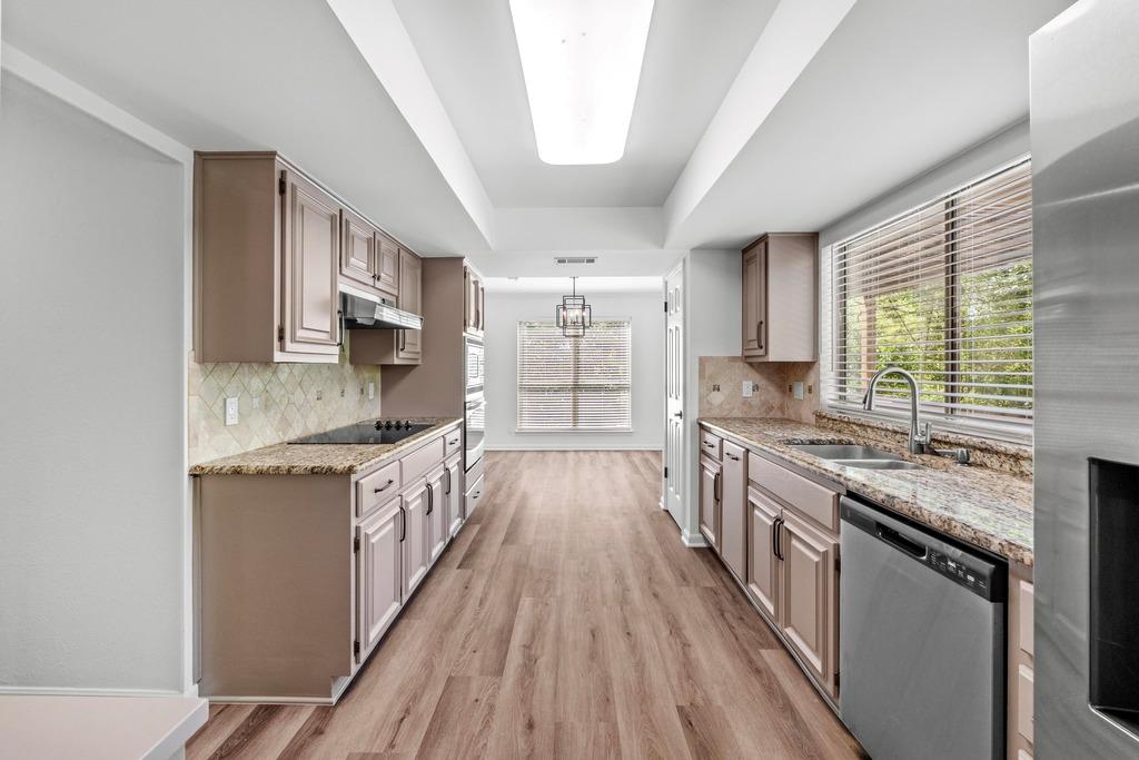 6603 Whitemarsh Valley Walk Property Photo 10