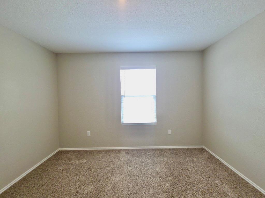 301 Freshwater Dr Property Photo 19