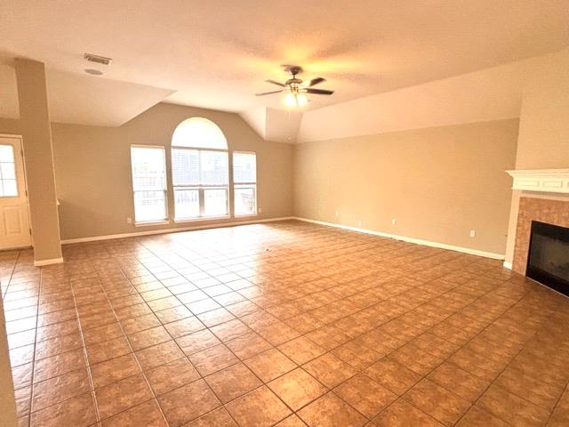 8304 Fern Bluff Ave Property Photo 6