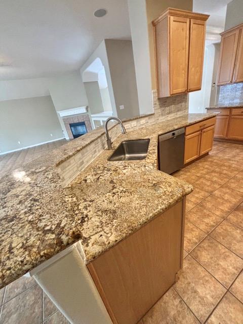 8304 Fern Bluff Ave Property Photo 20