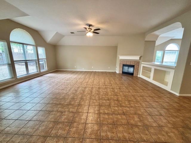8304 Fern Bluff Ave Property Photo 21