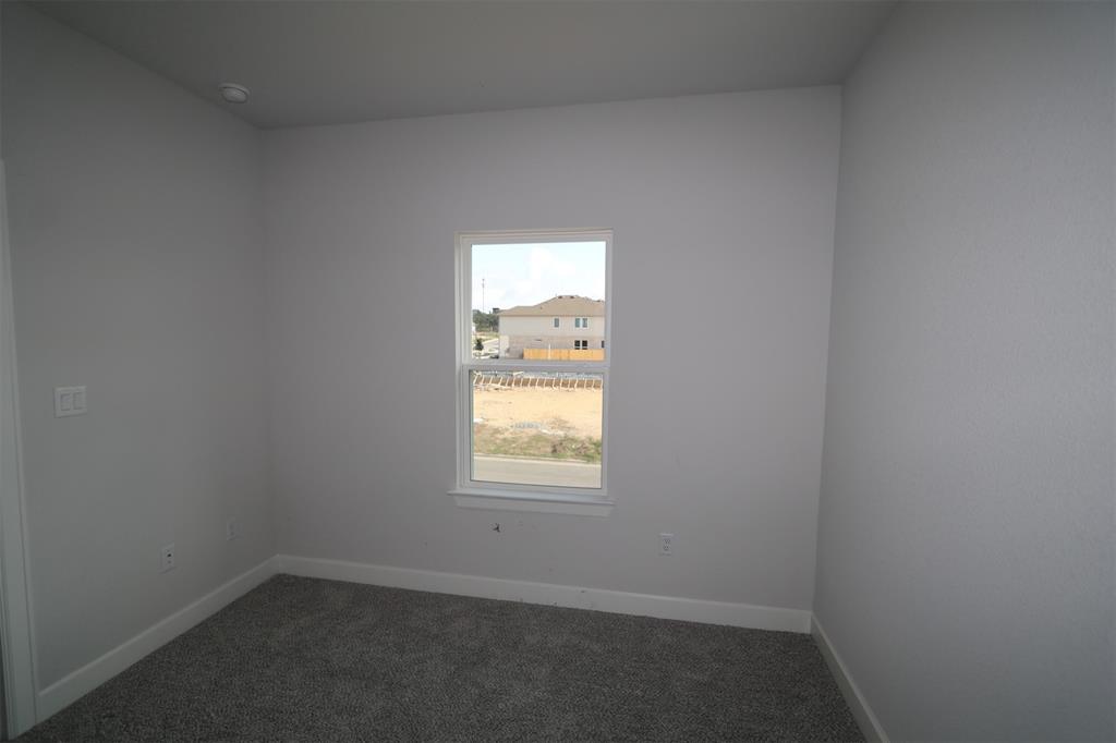 235 Kings Pine Dr Property Photo 11