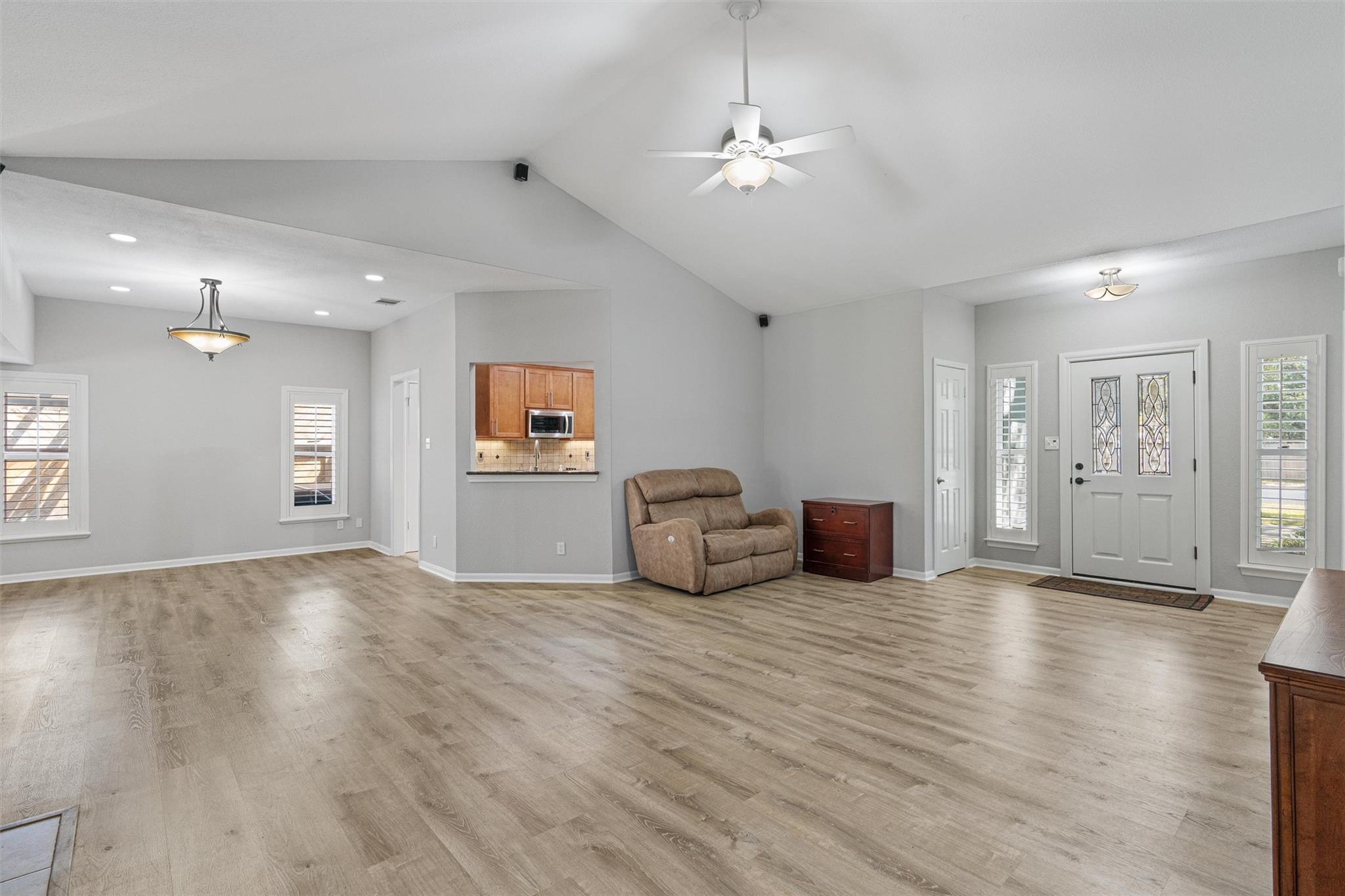 5802 Abilene Trl Property Photo 6