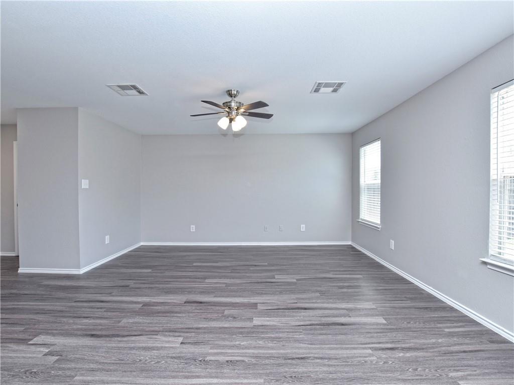 1172 Shadow Creek Blvd Property Photo 7
