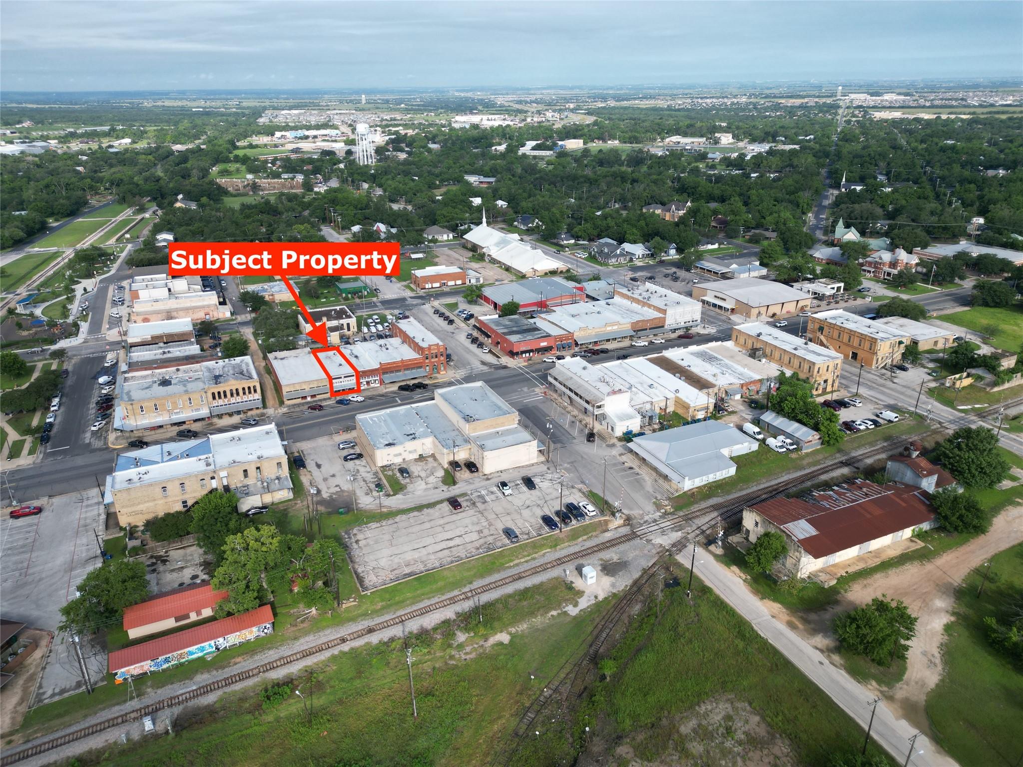 24 N Main St Property Photo 2