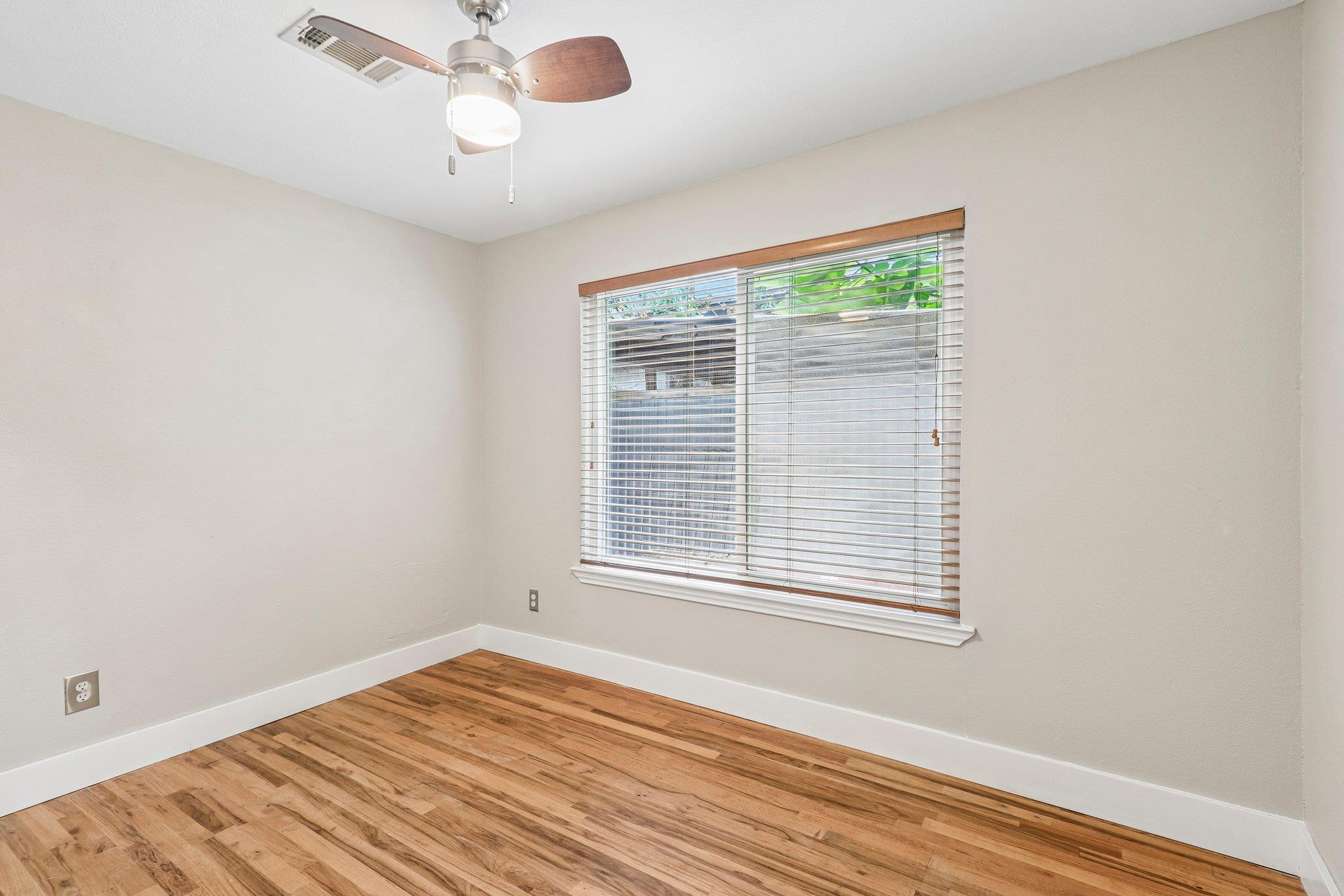 4315 Bellvue Ave Property Photo 21