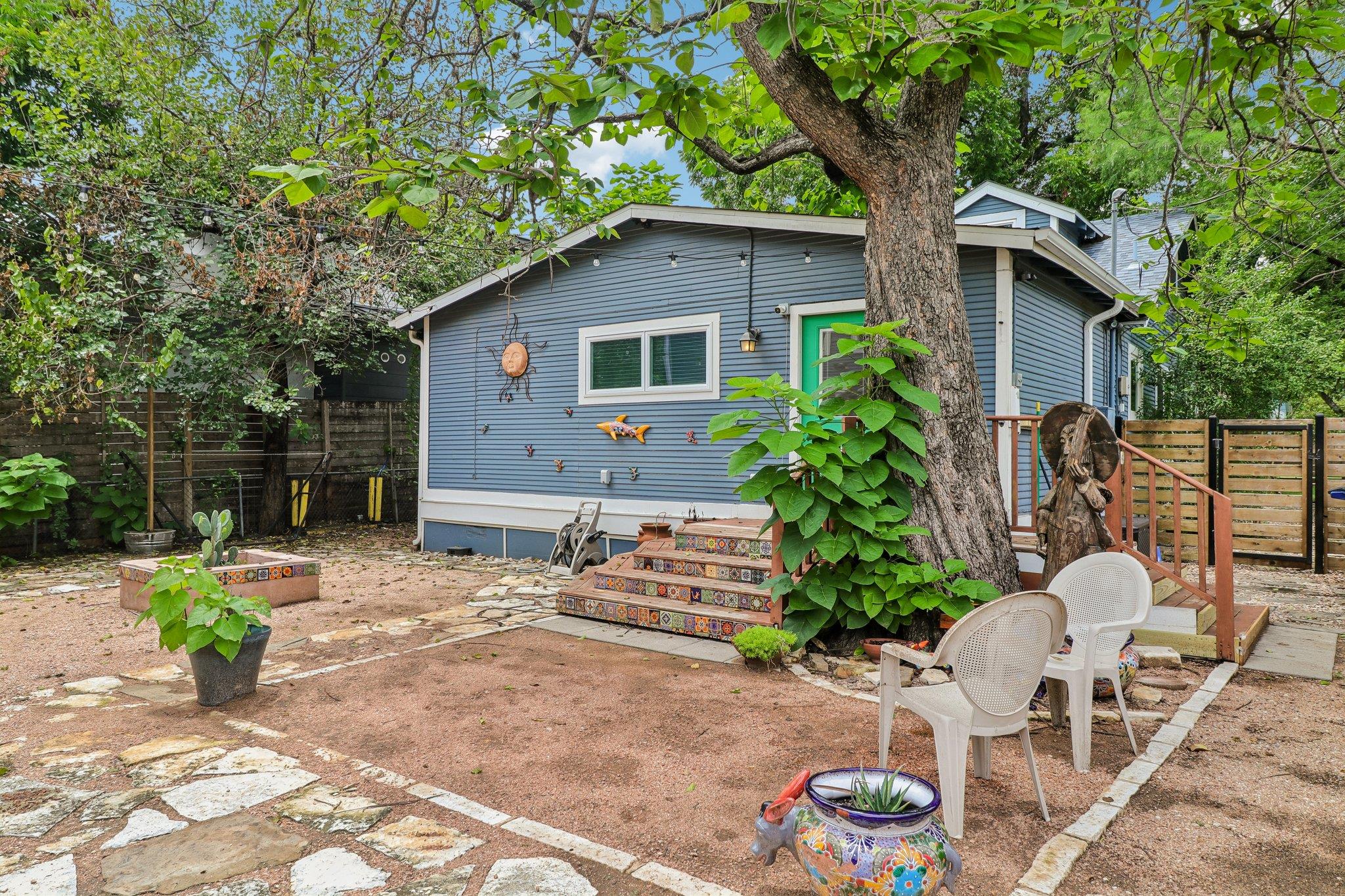 4315 Bellvue Ave Property Photo 36