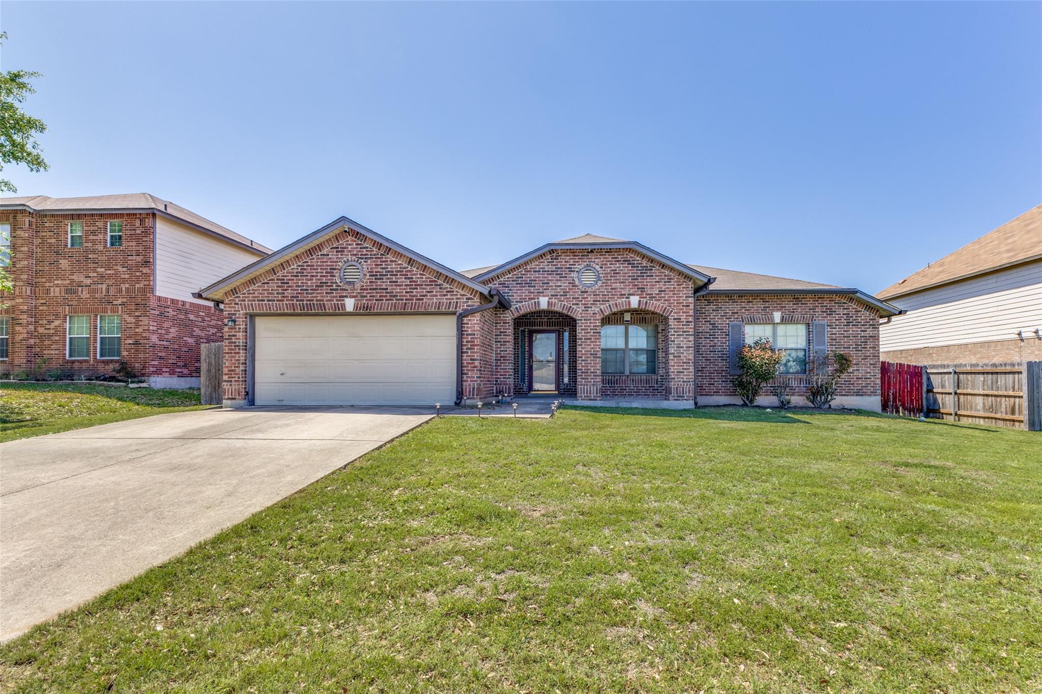 19700 San Chisolm Dr Property Photo 1