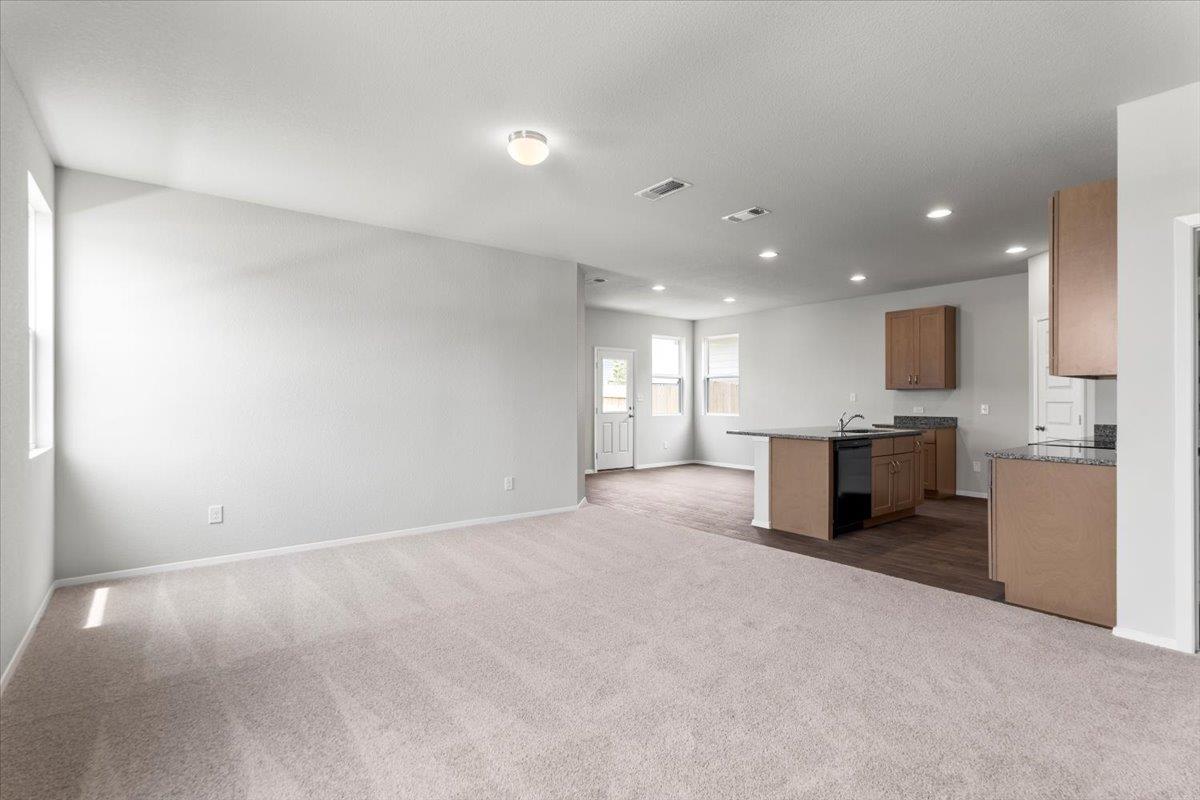 2713 Totley Rd Property Photo 12