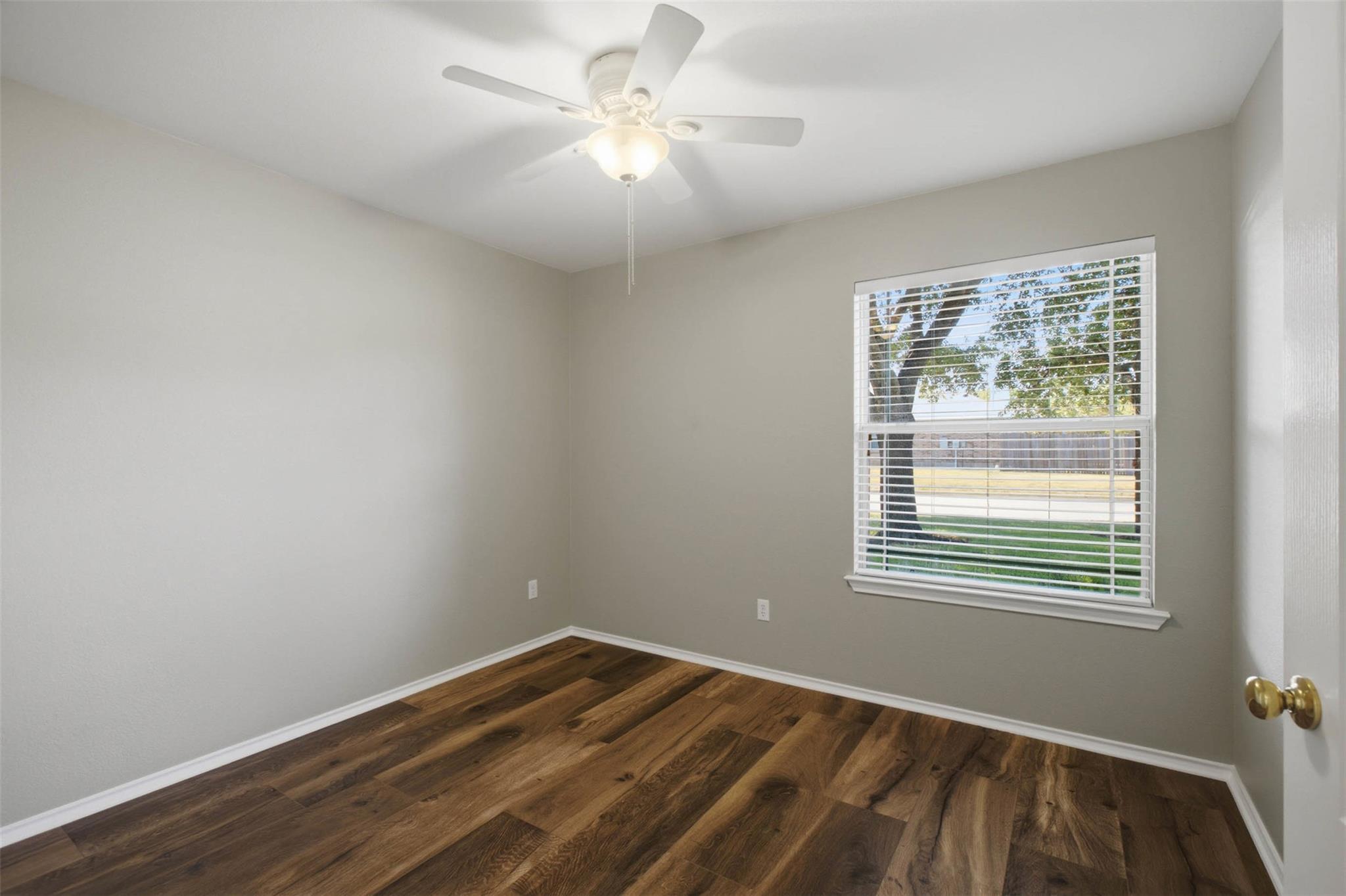 613 Glen Valley Ln Property Photo 22