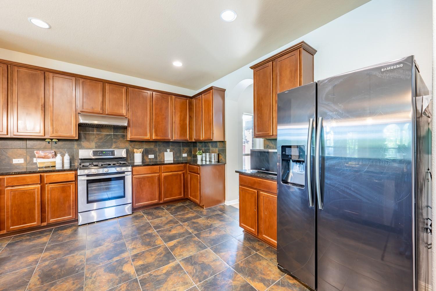 811 Arrowhead Trl Property Photo 13