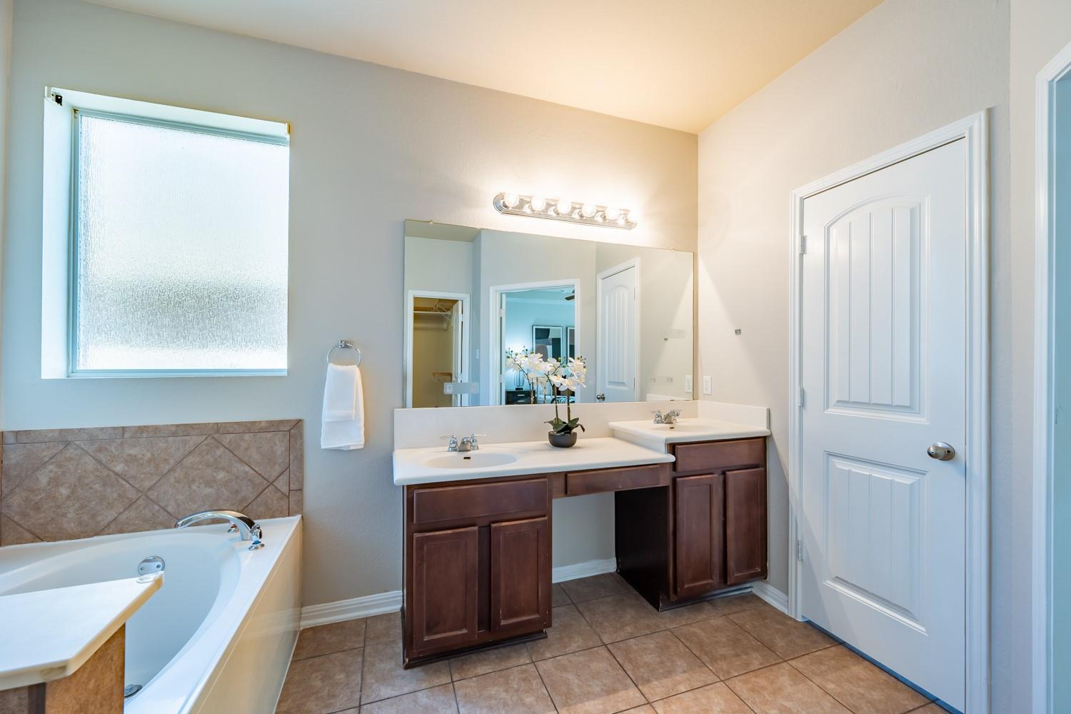 811 Arrowhead Trl Property Photo 30