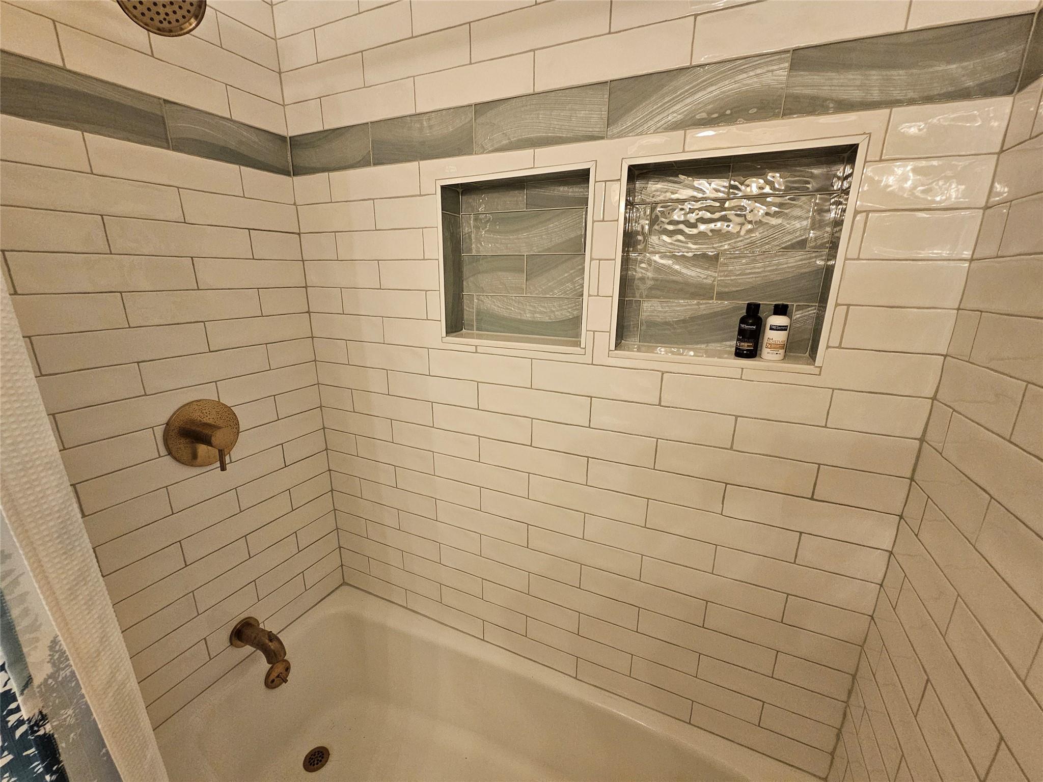 914 Hermitage Dr Property Photo 22