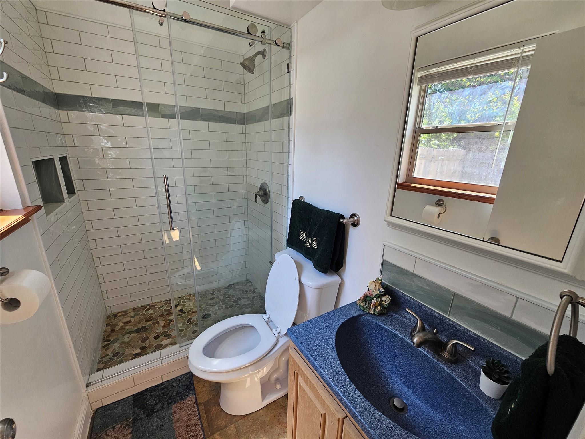 914 Hermitage Dr Property Photo 25