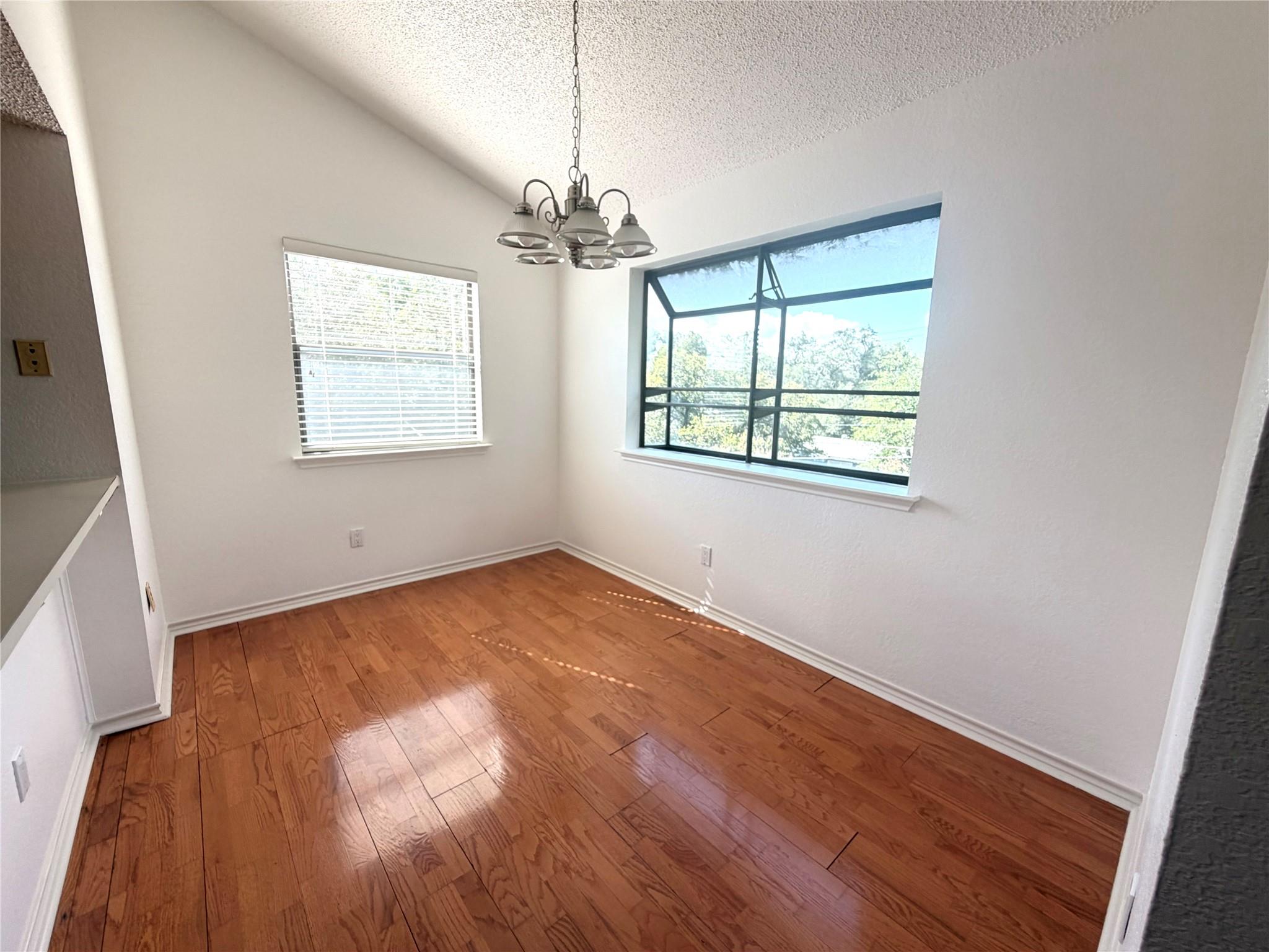 2508 W 12th St #304 Property Photo 4
