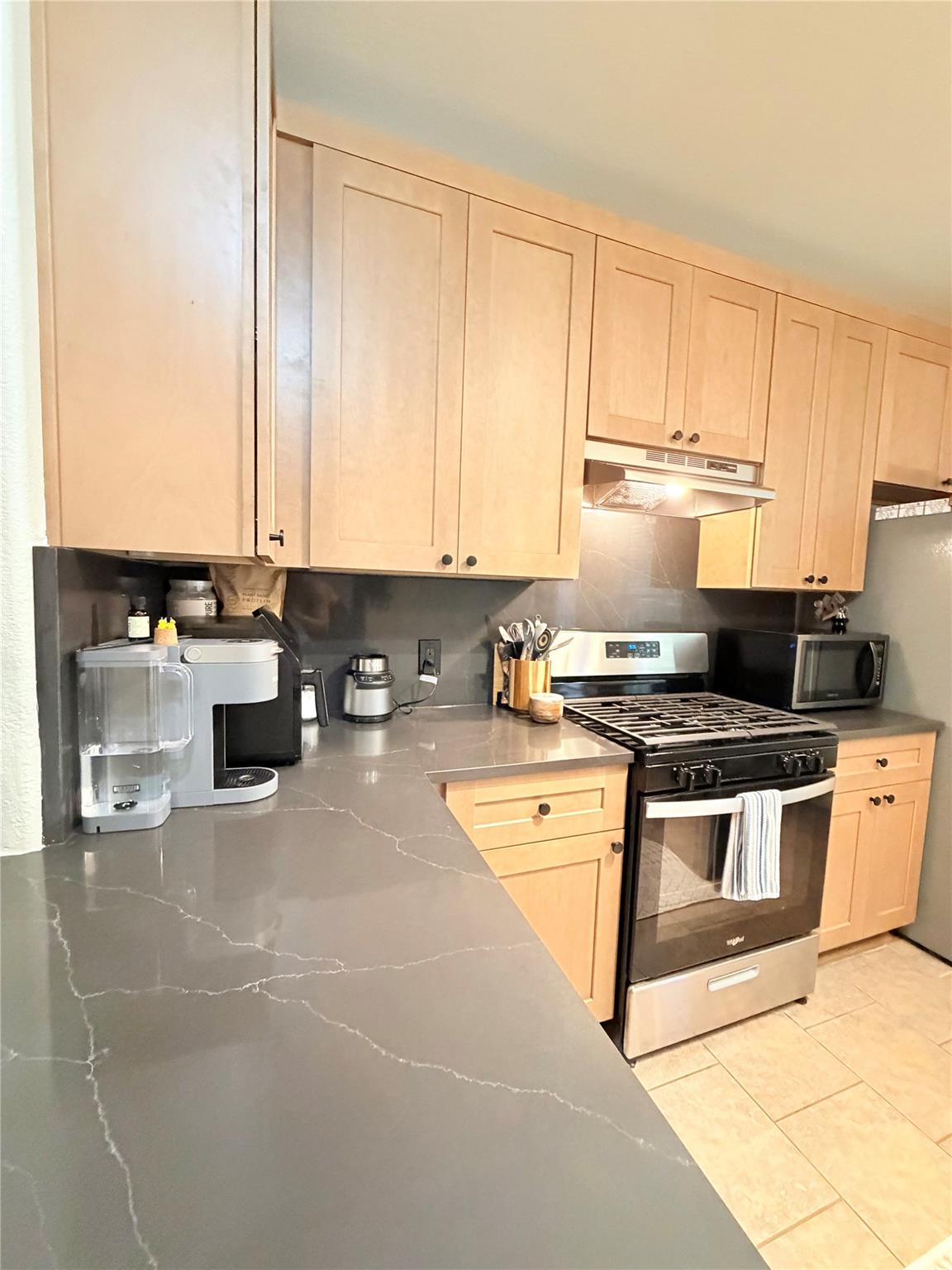 2419 Allred Dr #b Property Photo 10
