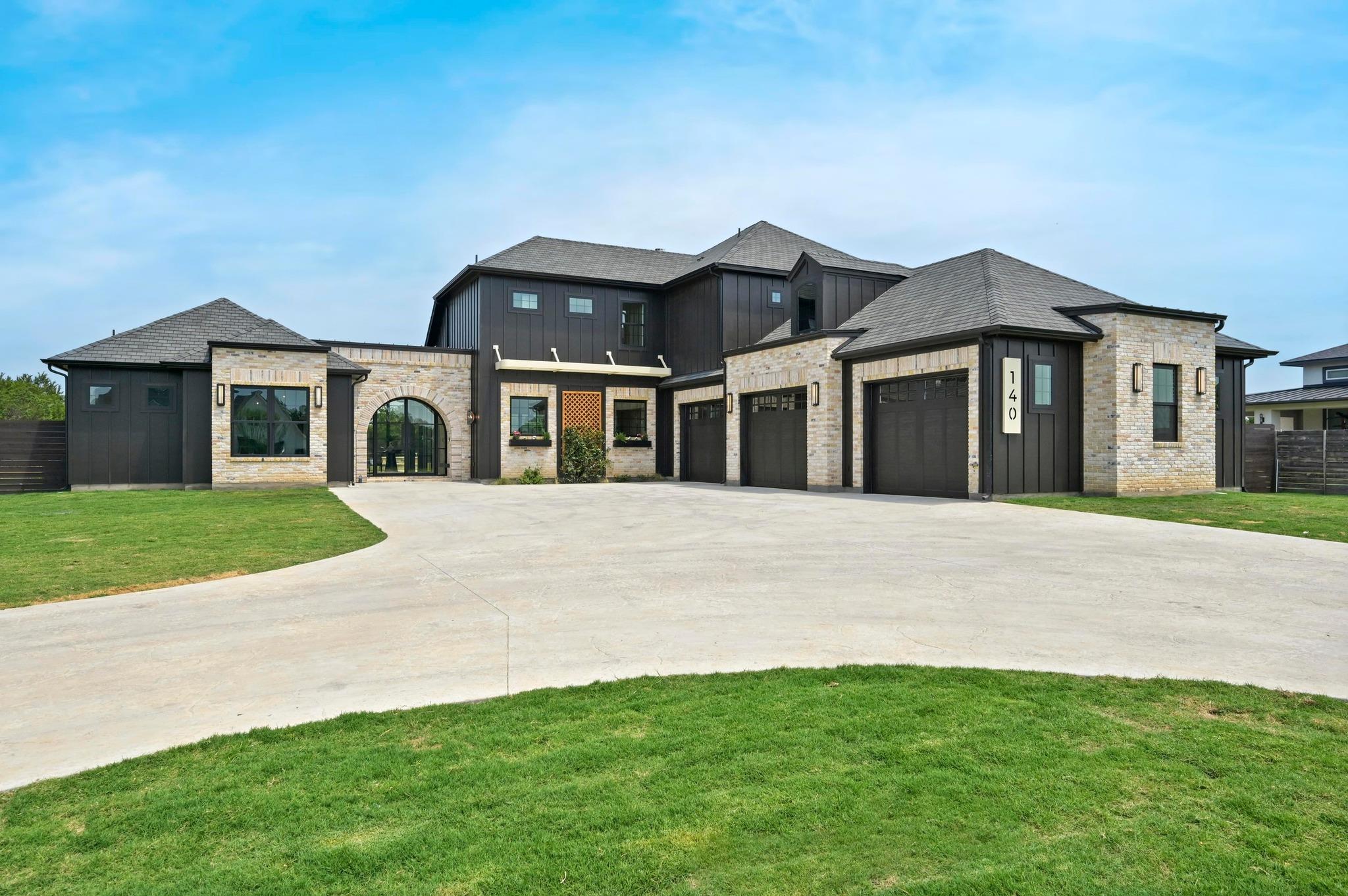 140 Tambra Lea Ln Property Photo