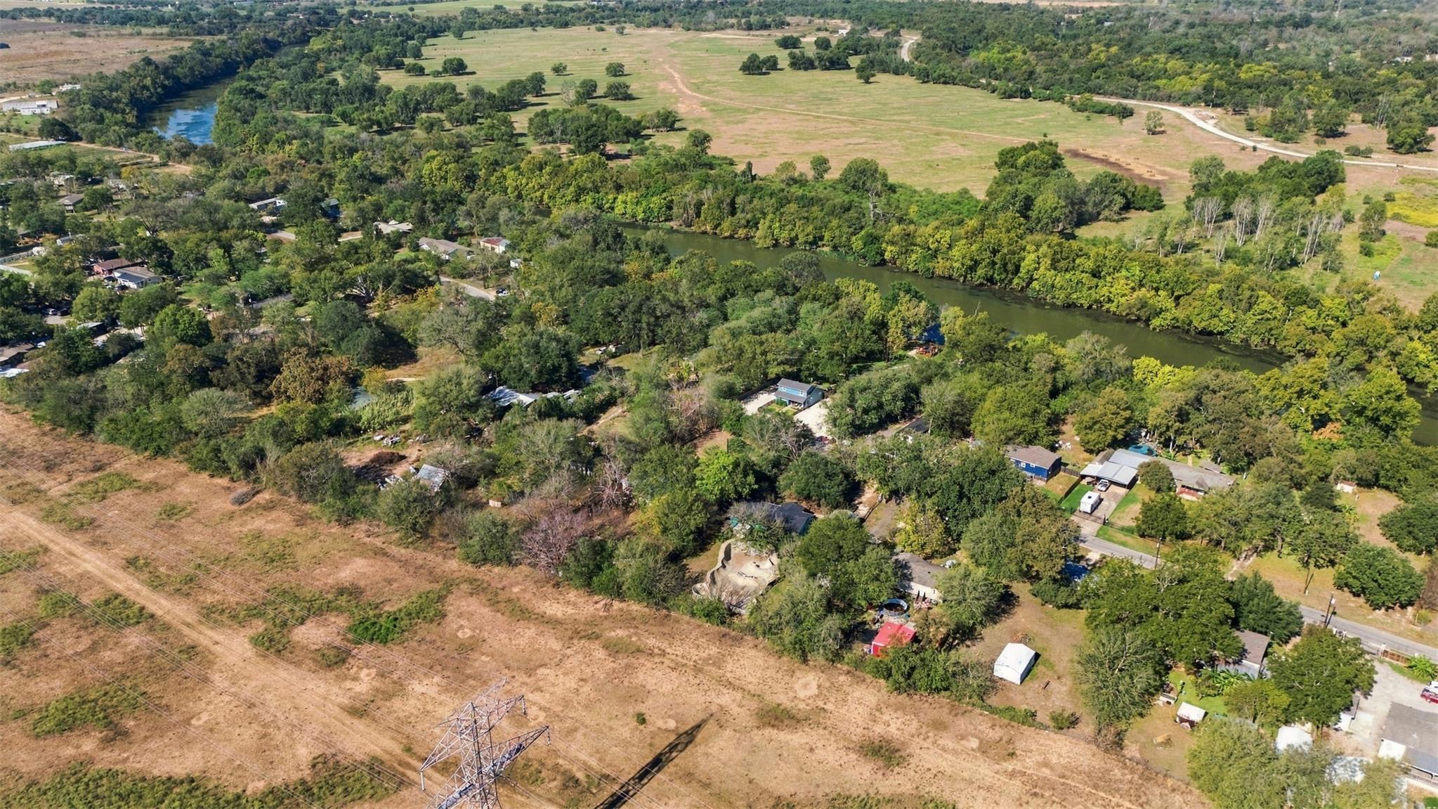 3209 River Rd Property Photo 27