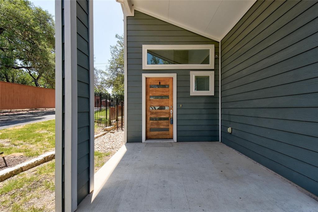 5901 Duncanville Pass Property Photo 2