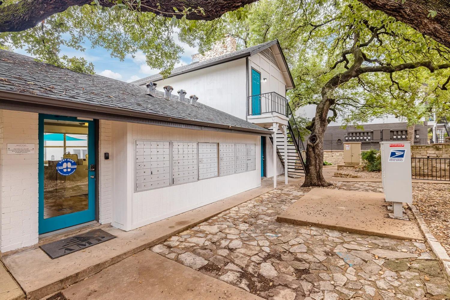 8100 N Mopac Expy #15-263 Property Photo 2