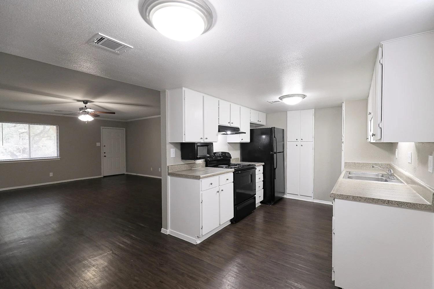 8100 N Mopac Expy #15-263 Property Photo 16