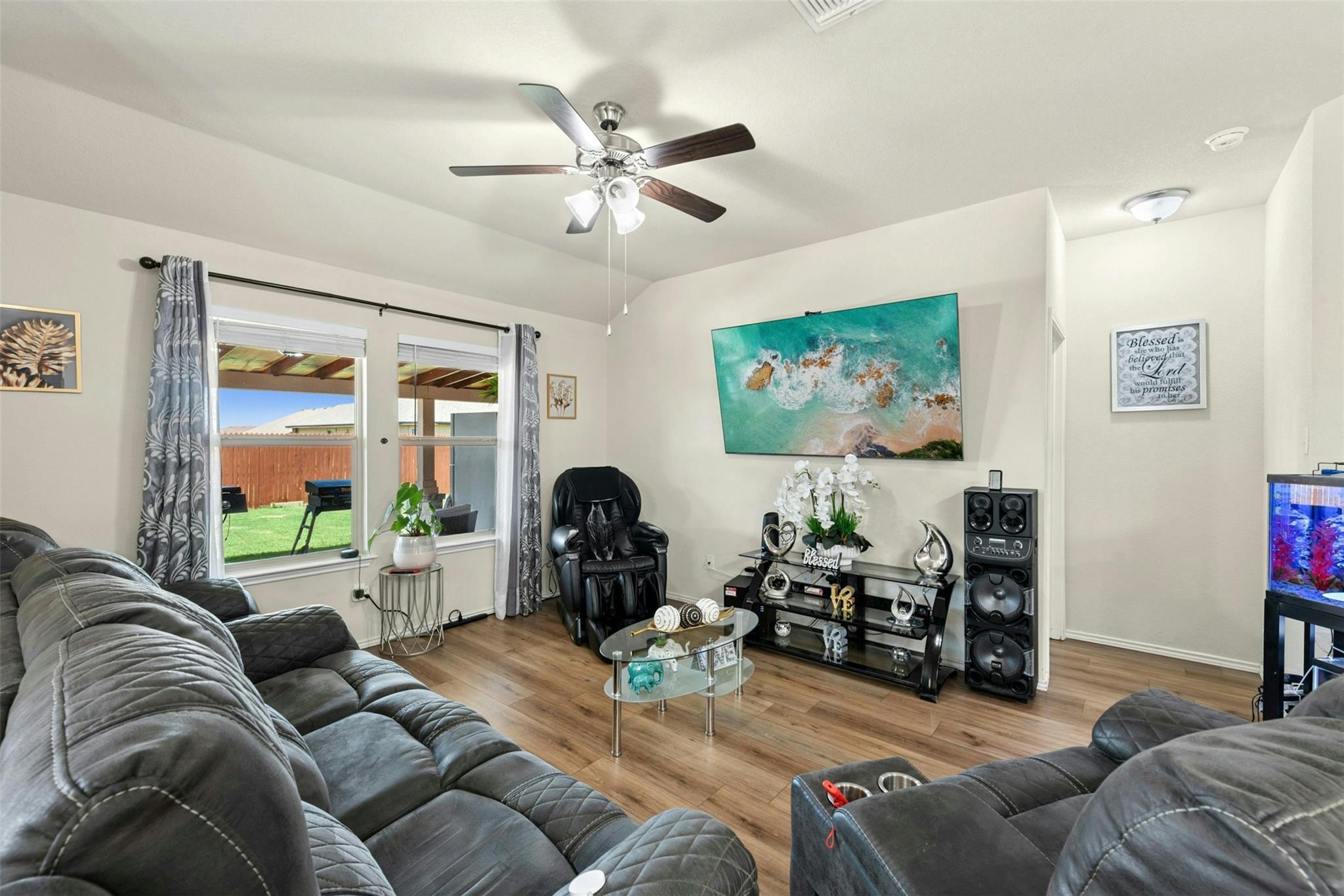 113 Reagor Dr Property Photo 4