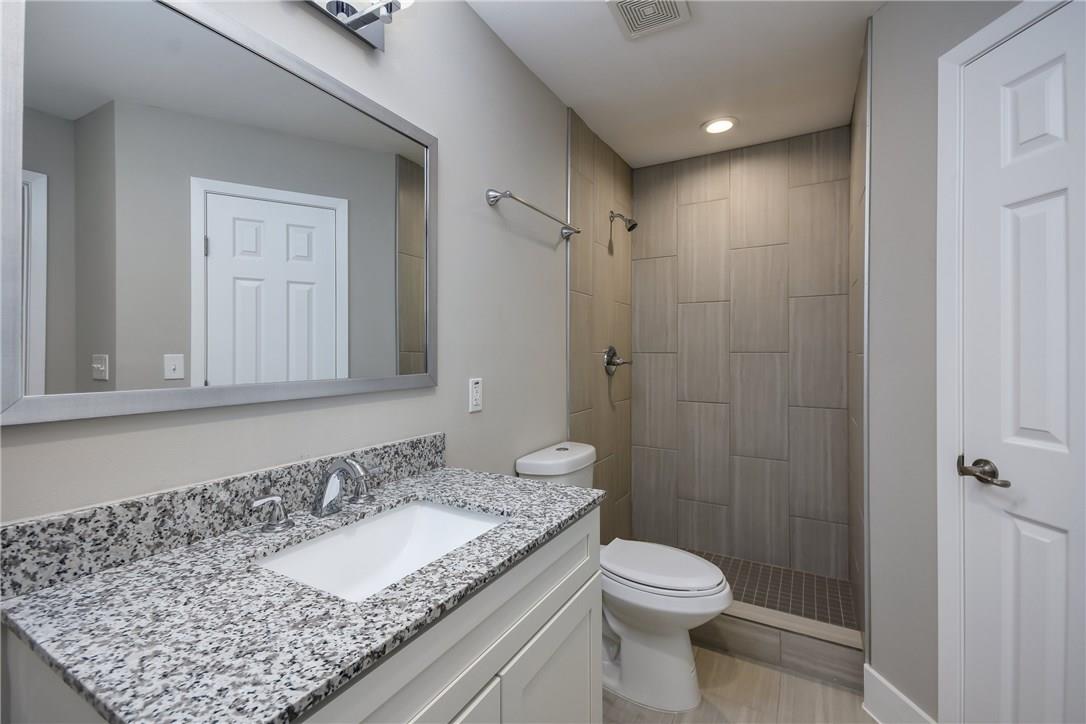 935 La Posada Dr #142 Property Photo 19