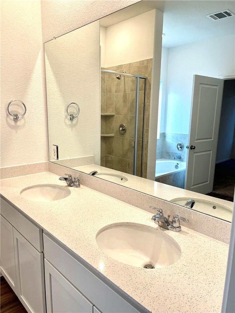 101 Blue Blaze Trl Property Photo 7
