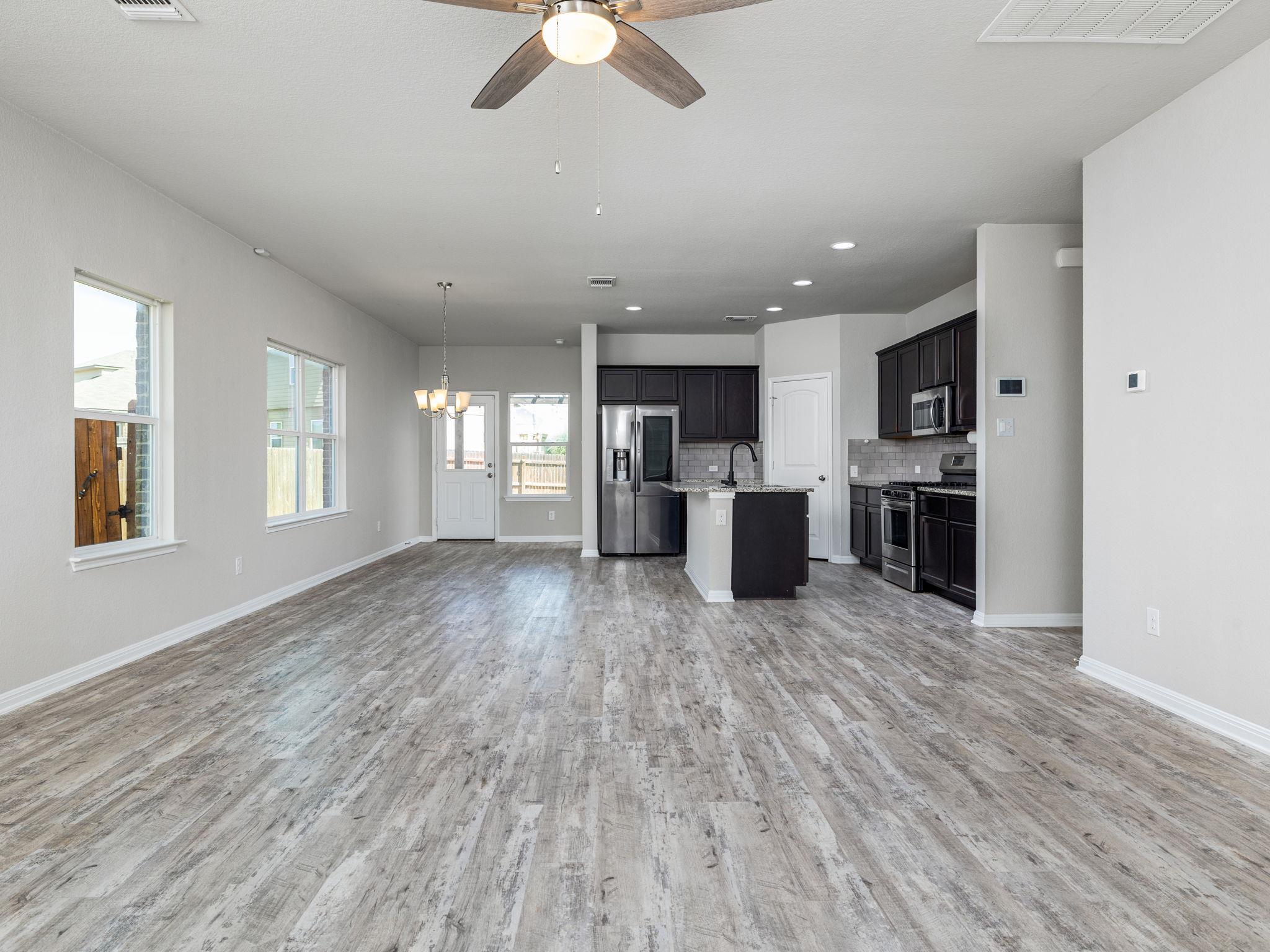 1502 Autumn Sage Way Property Photo 6